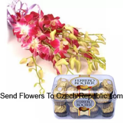 Bouquet d'orchidées roses avec des remplissages saisonniers accompagné de 16 Pcs Ferrero Rochers