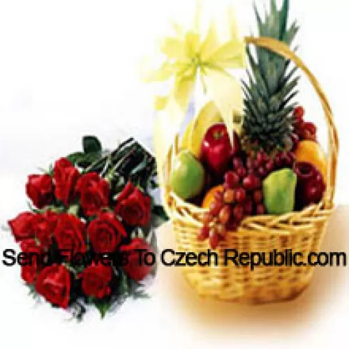 Bouquet de 11 roses rouges avec un panier de fruits frais de 5 kg (11 lb)