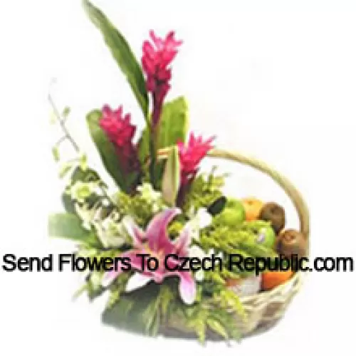 Panier de 5 kg (11 livres) de fruits frais assortis avec des fleurs assorties